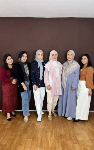 Self Makeup Class